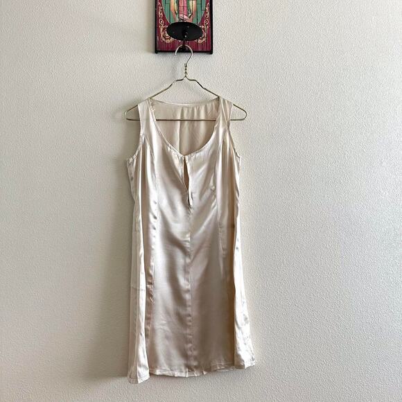 handmade champagne satin sleeveless mini/midi dress - Picture 5 of 8